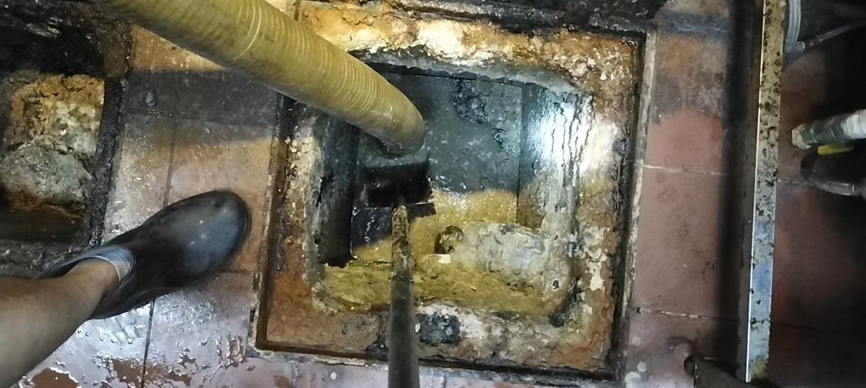 克东污水池清理一般都有毒气，怎么预防中毒呢？