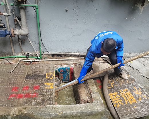 克东清掏化粪池